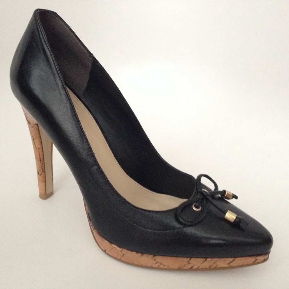 NINE WEST leather & cork pumps
